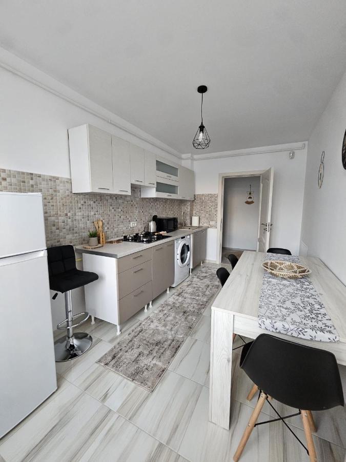 Tei Residence Piatra Neamţ Eksteriør billede